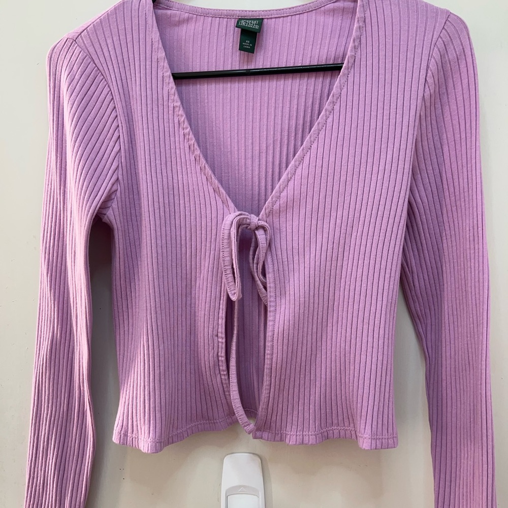 extra small lilac, lavender tie front knit top
